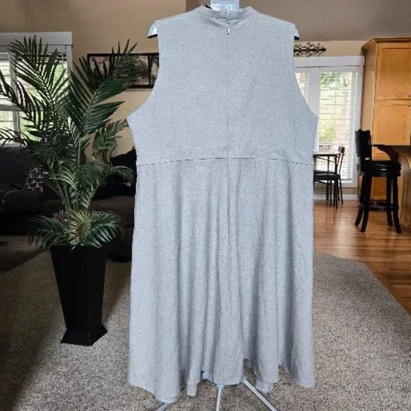 NWT Torrid sz 24 Midi Mock Neck Dress - Picture 3 of 6